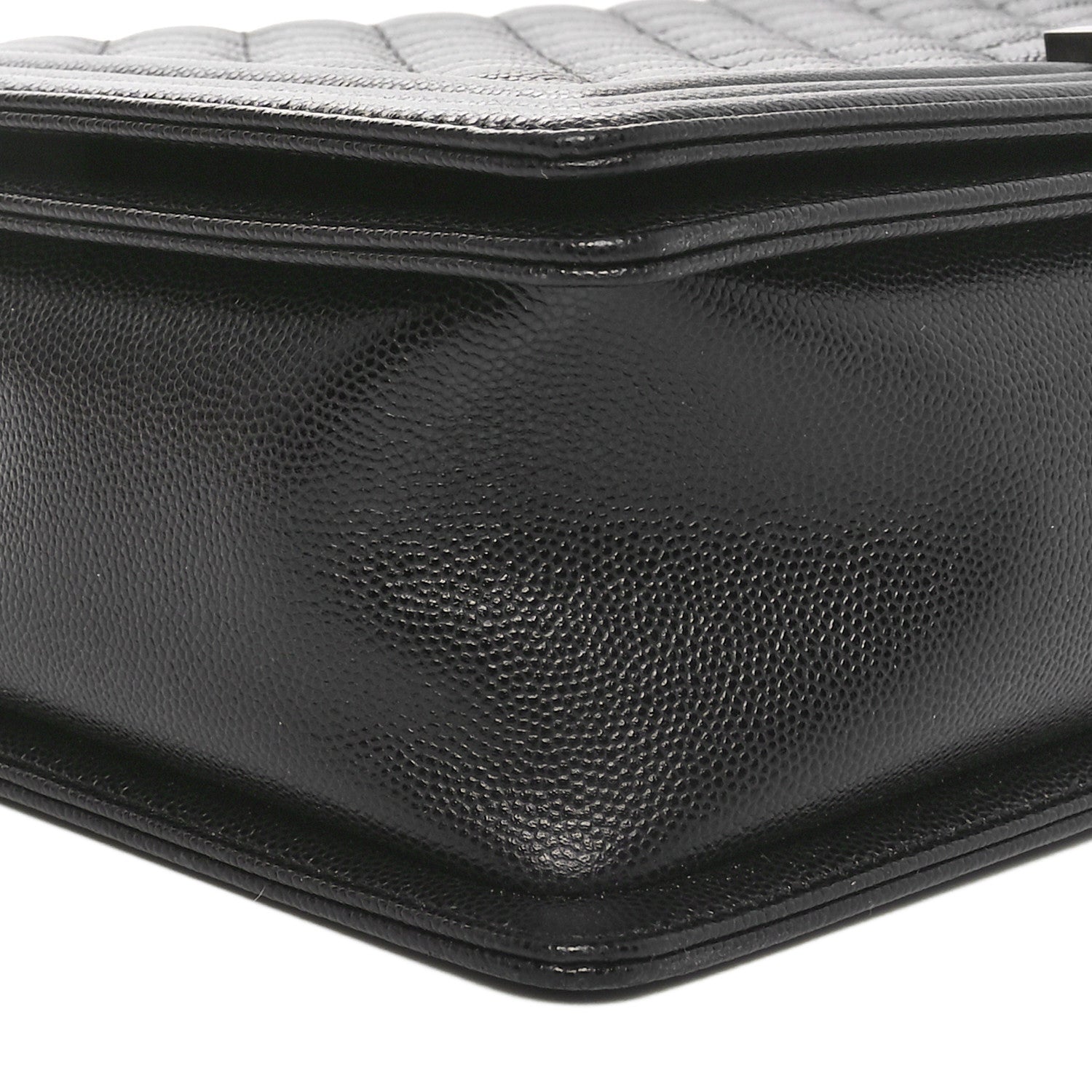 Caviar Quilted Large Boy Flap Black