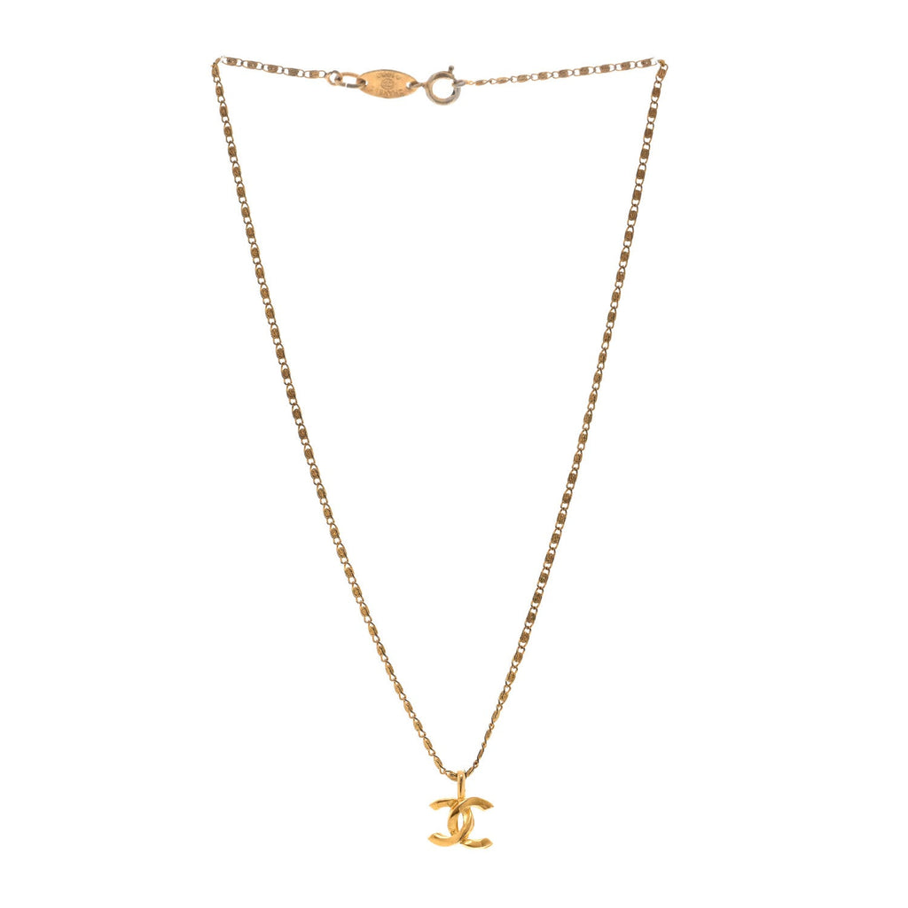 Metal CC Chain Pendant Necklace Gold