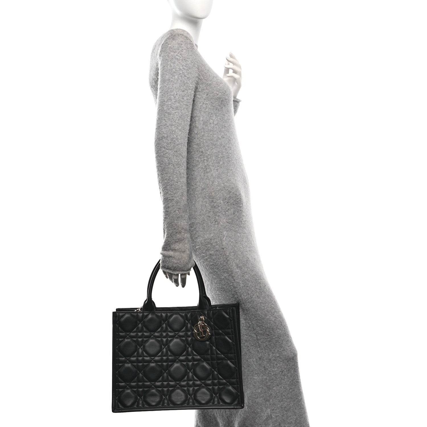 Calfskin Macro Cannage Medium Book Tote Black