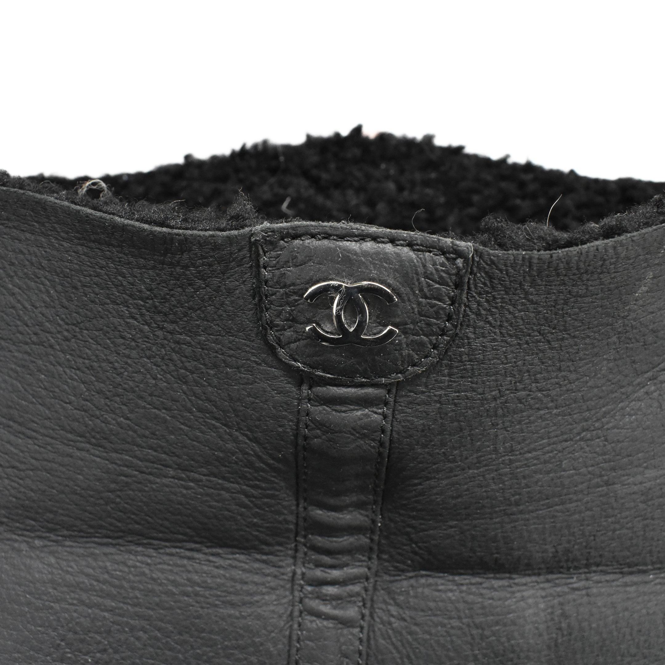 Chanel Shearling Boots - Women's 40