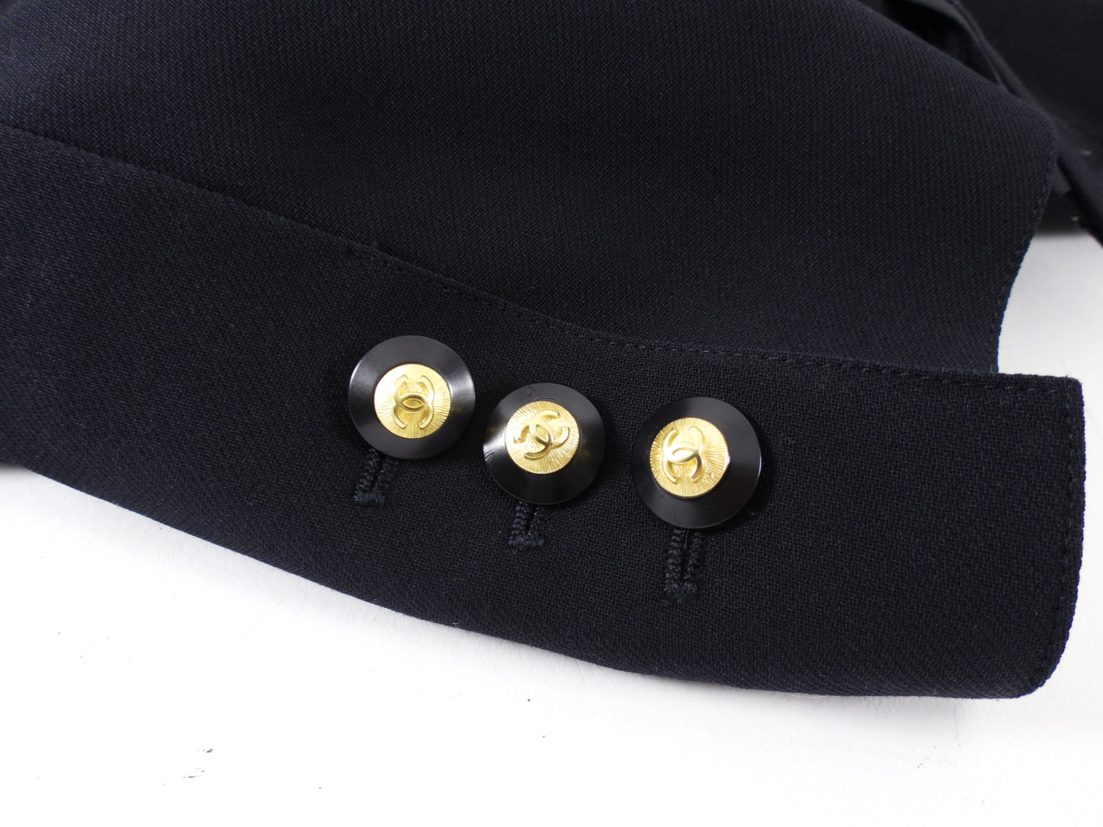 Chanel 98P Black Wool Fitted Long Blazer with Gold CC Buttons - FR36 / 4
