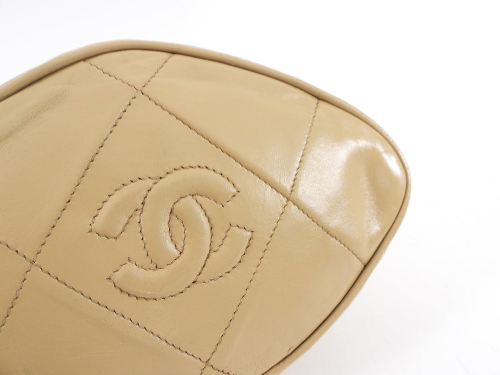 Chanel Vintage 1989-1991 Beige CC Diamond Tassel Clutch Bag
