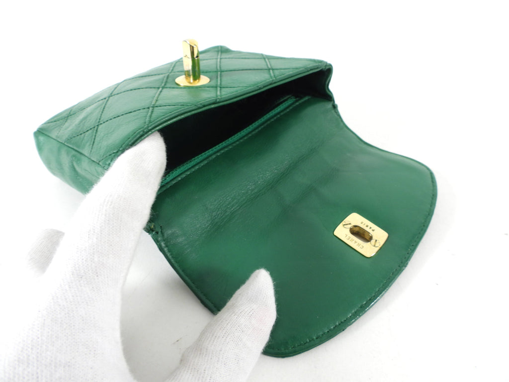 Chanel Vintage Early 1980's Green Belt Waist Bag - 28-30"