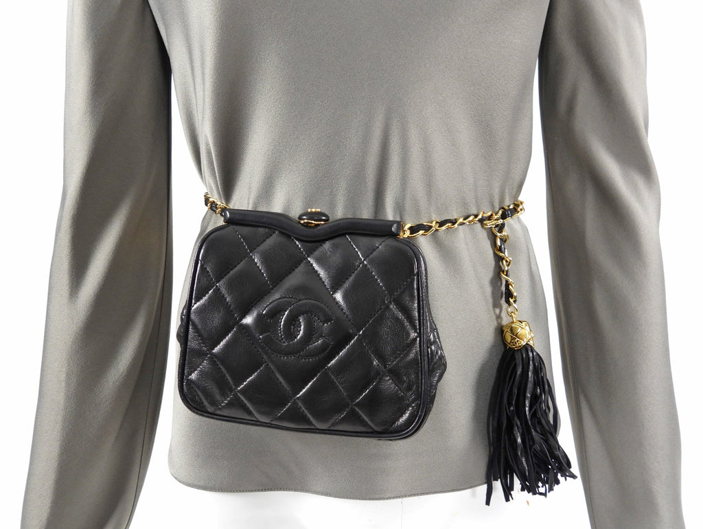 Chanel Vintage 1989 Black Lambskin Quilted Chain Belt Bag