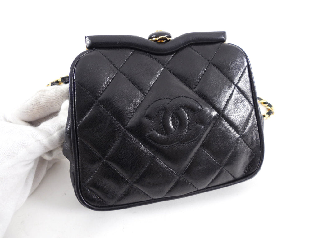 Chanel Vintage 1989 Black Lambskin Quilted Chain Belt Bag