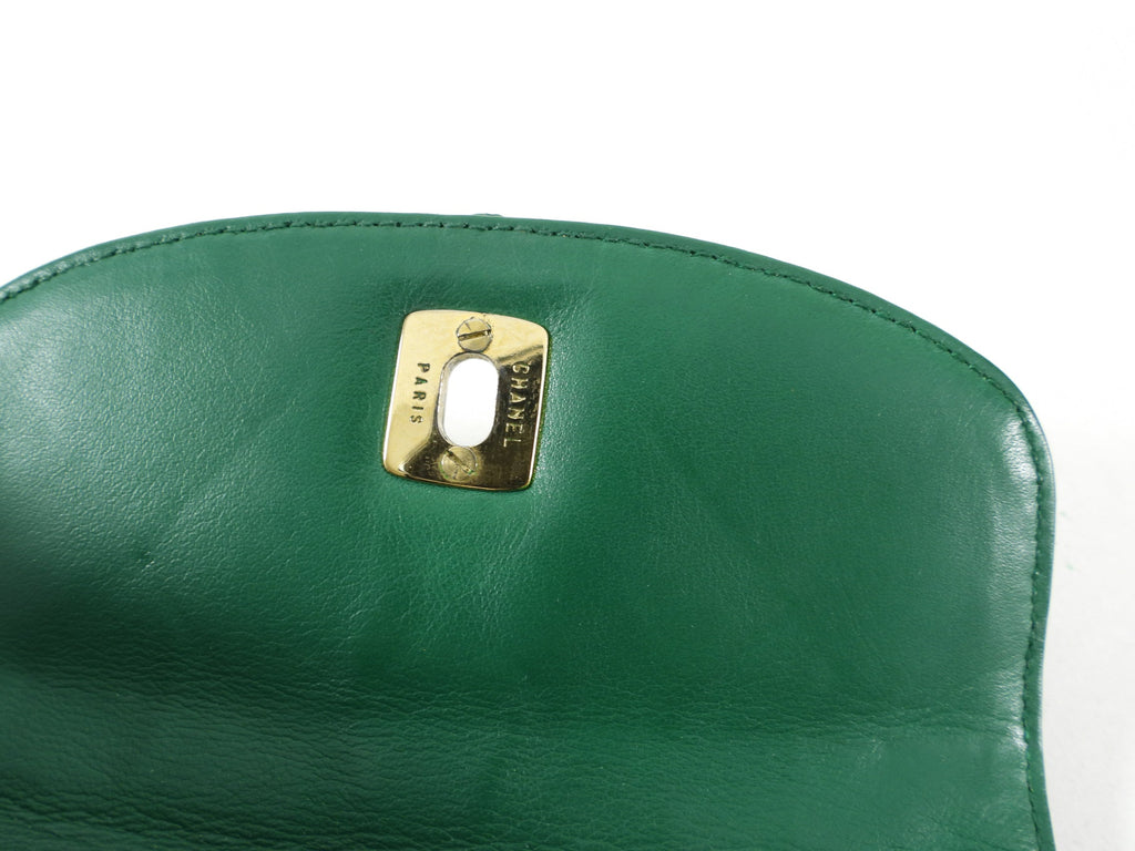 Chanel Vintage Early 1980's Green Belt Waist Bag - 28-30"