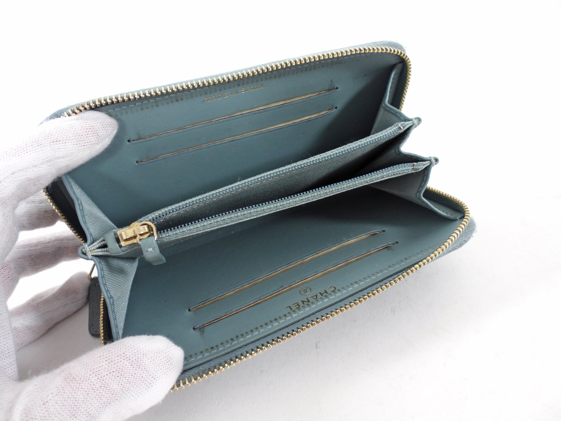 Chanel Blue Caviar Shimmer Leather Small Zippy Wallet