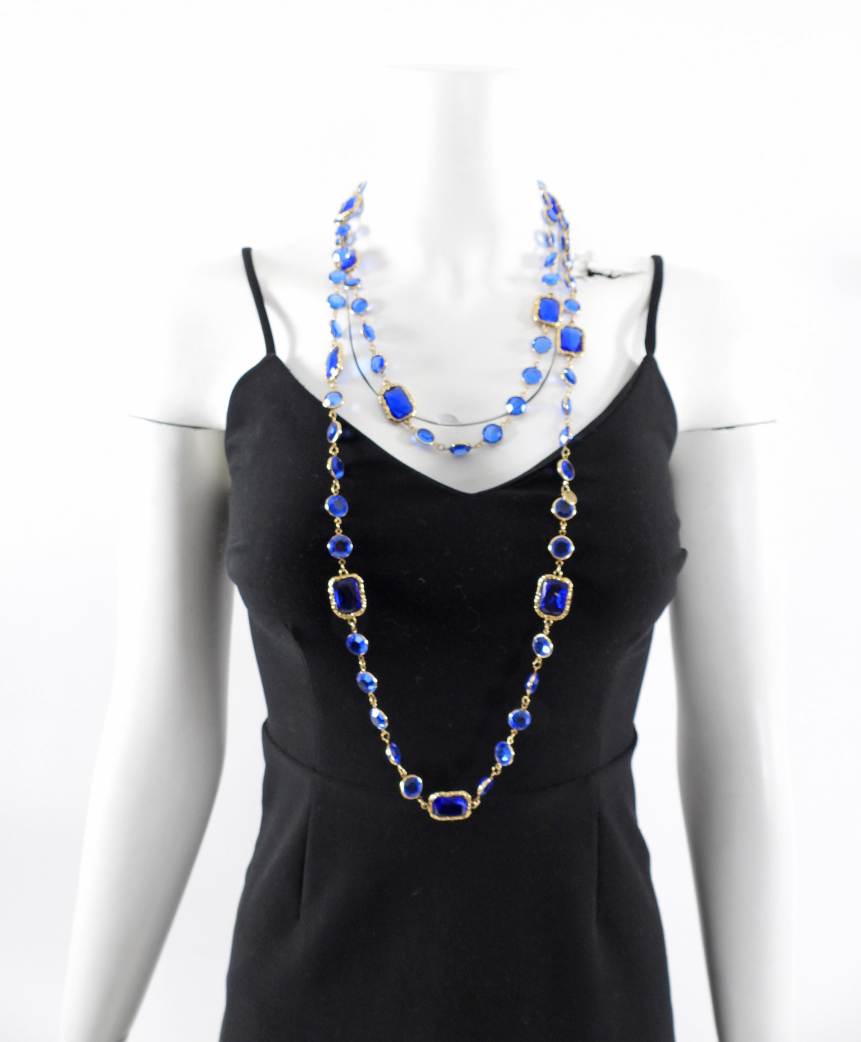 Chanel Vintage 1981 Blue Gripoix Glass Chicklet Sautoir Necklace