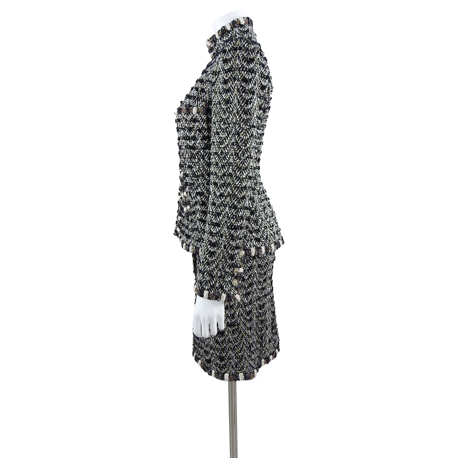 Chanel Pre-Fall 2012 Bombay Runway Gold Tweed Skirt Suit - 38 / 6