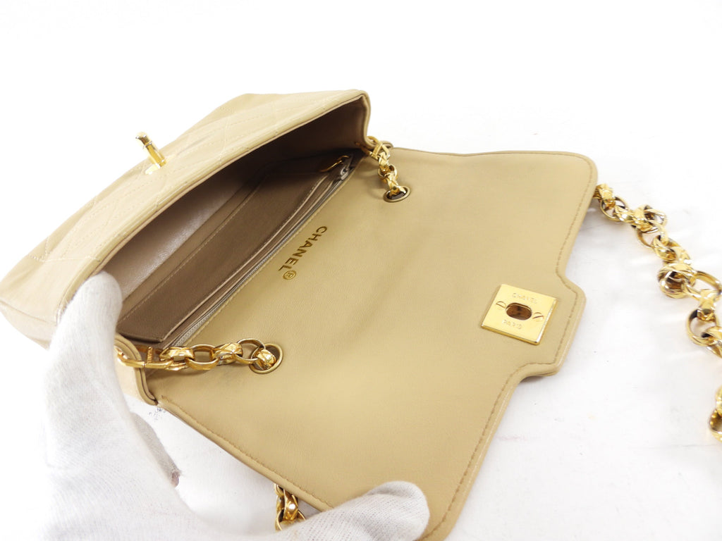 Chanel Vintage 1989 Beige Mini Quilted Border Chain Flap Bag