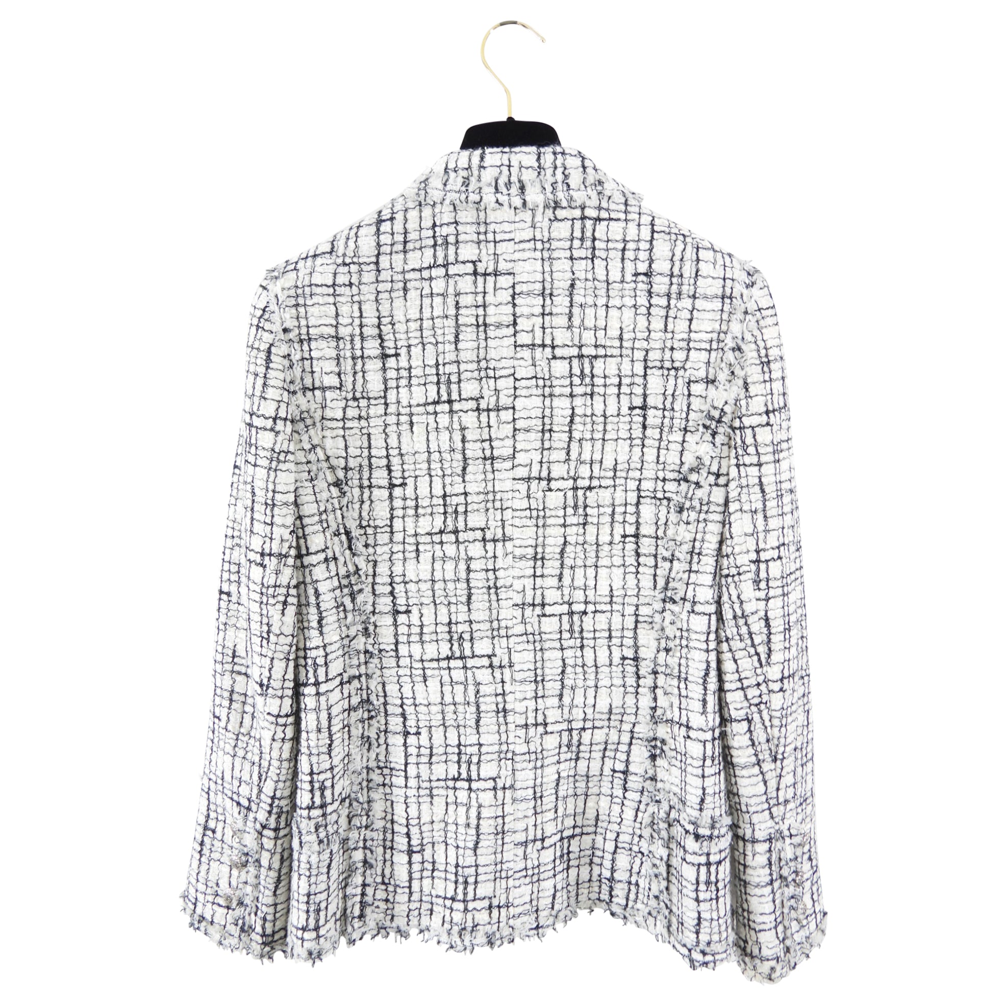 Chanel 06C Black and white Tweed Jacket with Silver Buttons - FR38 / 6