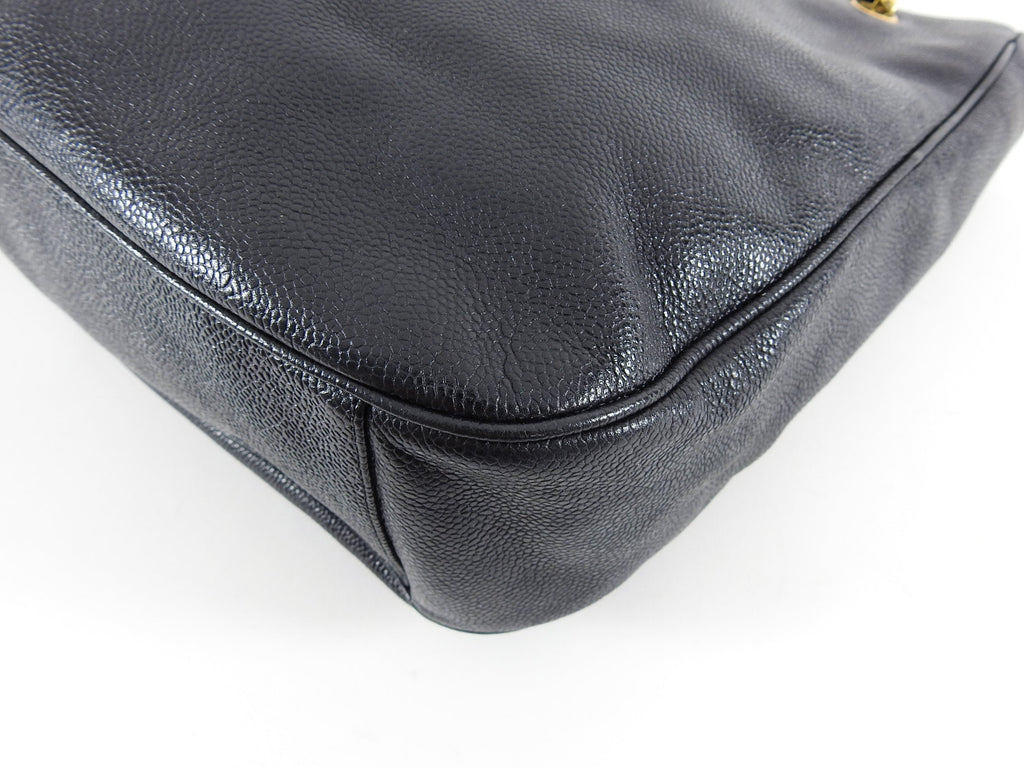 Chanel Vintage 1994 Large Caviar Leather CC Chain Tote Bag