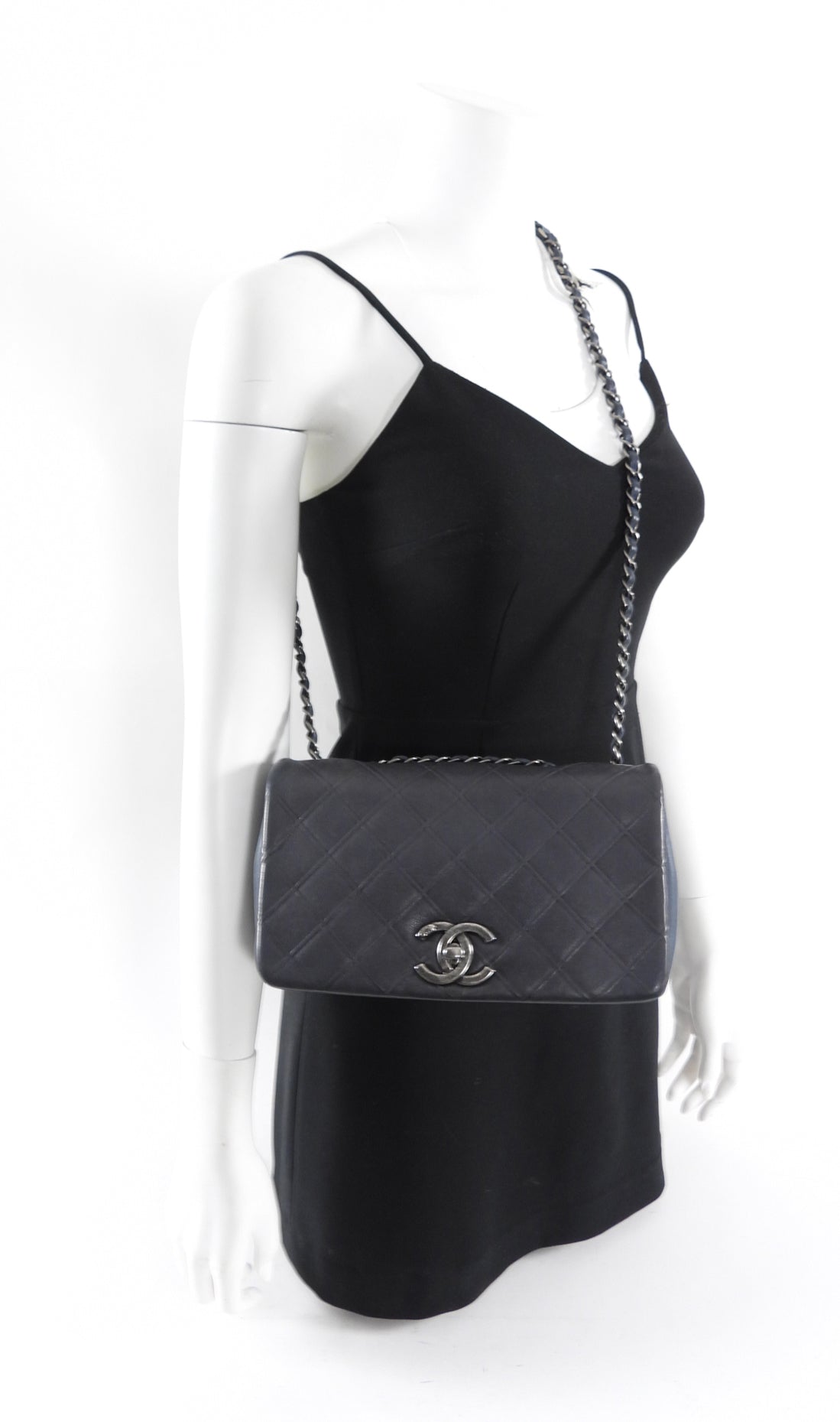 Chanel 2013-14 Paris-Edinburgh New Chic Medium Flap Bag