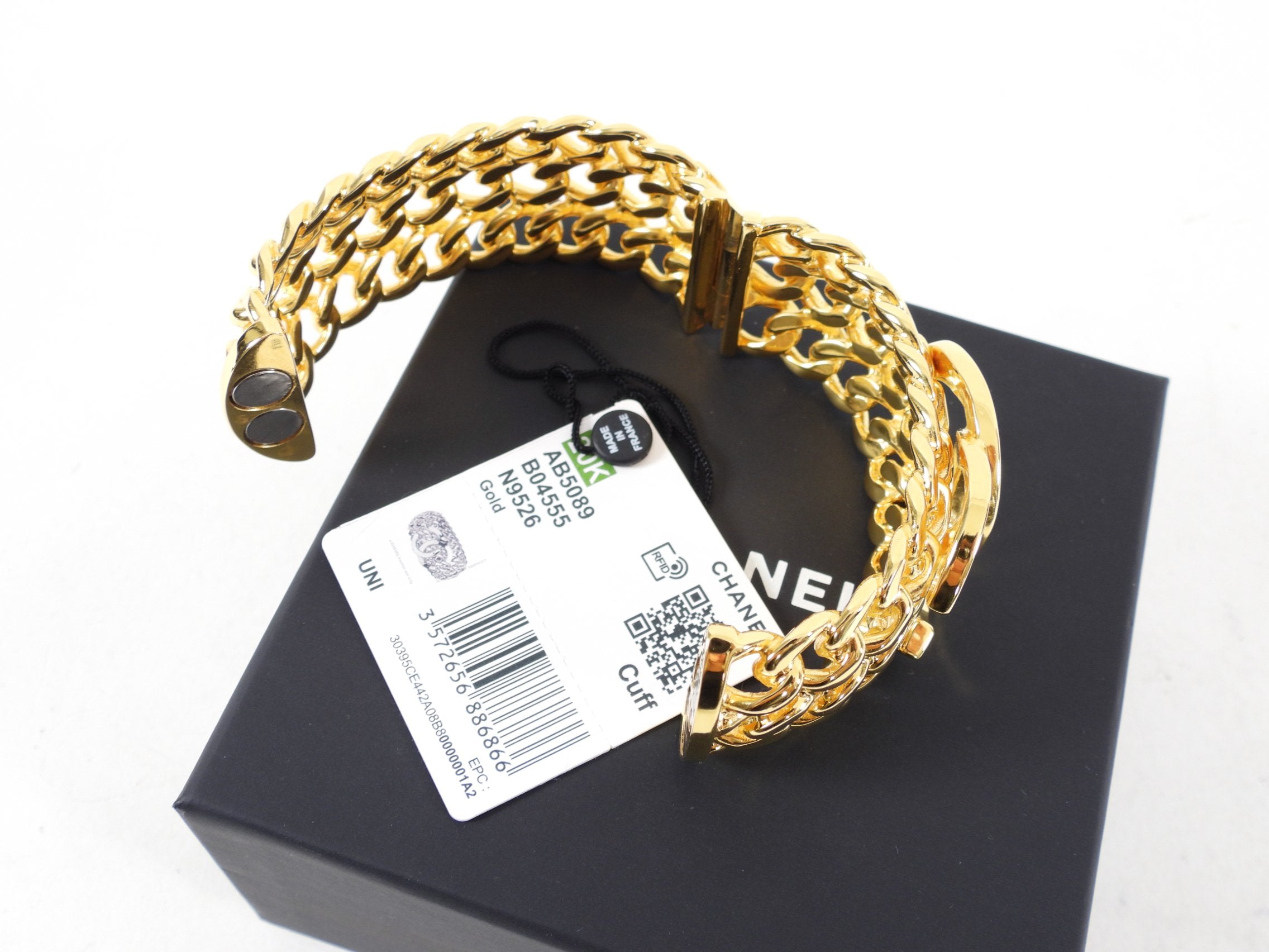 Chanel 2020K CC Gold Braided Chain Hinge Clamper Cuff Bracelet