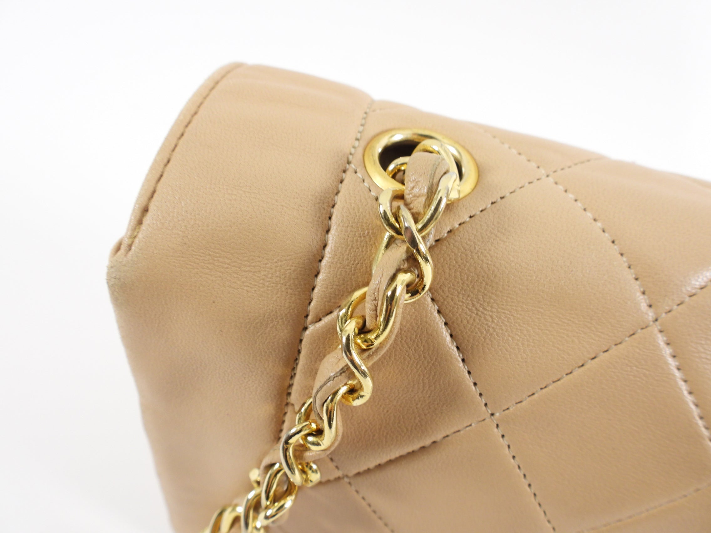 Chanel Vintage Beige Quilted Leather Diana Flap Bag