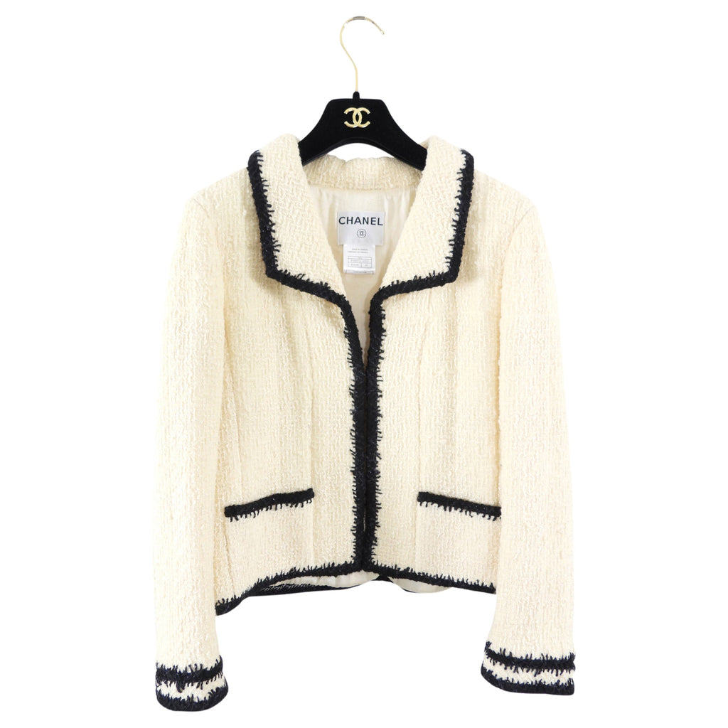 Chanel 06A Ivory Quilted Tweed Jacket with Black Trim - FR42 / M / 6/8