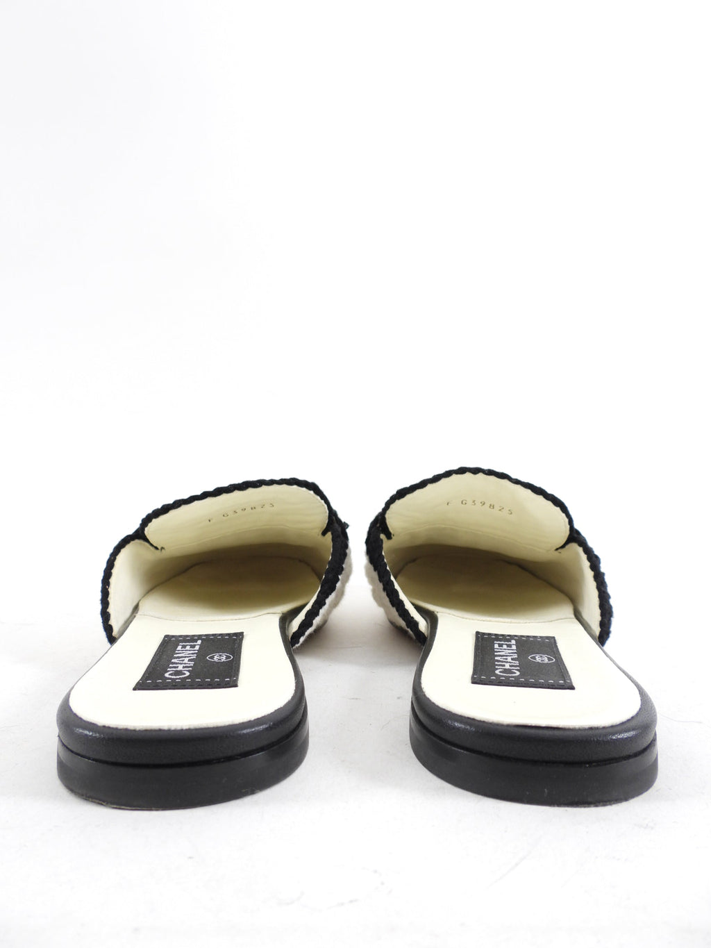 Chanel 2023 Black White Knit CC Logo Mules - 37