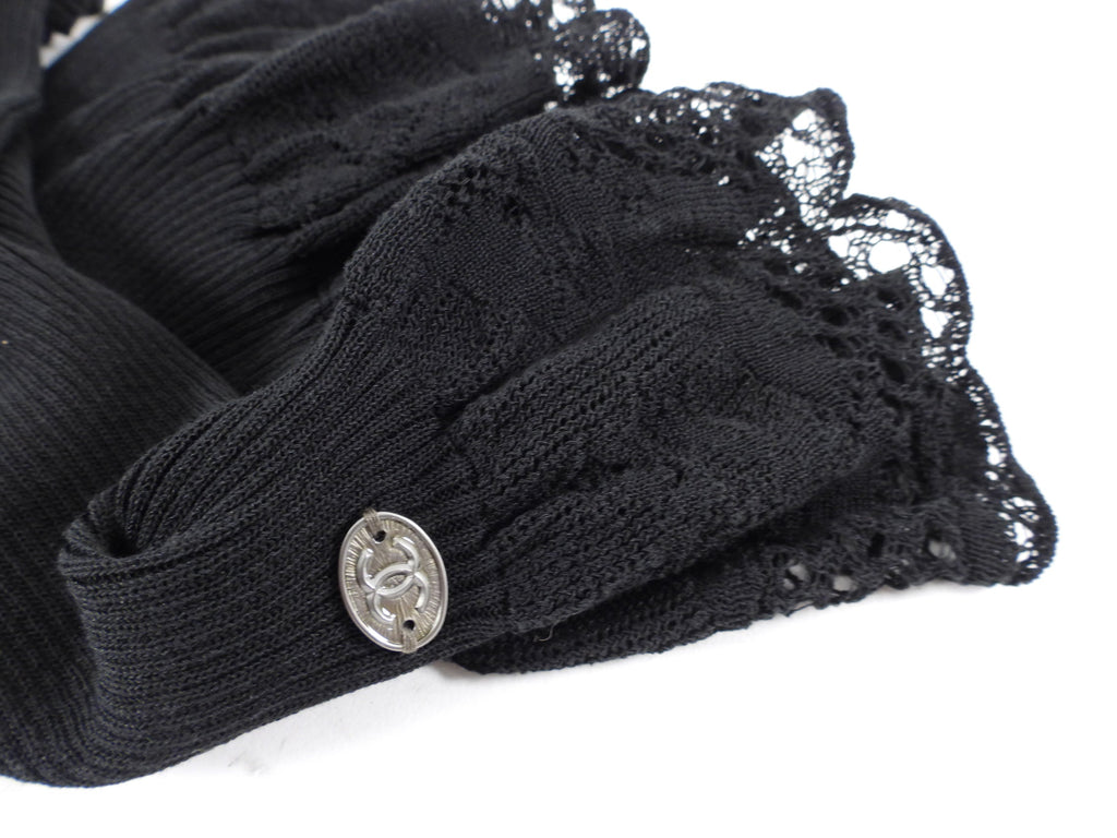 Chanel 06P Black Rib Knit Top with Lace Hem - FR42 (8/10)