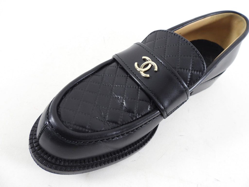 Chanel Black Leather Quilted CC Loafers - 40