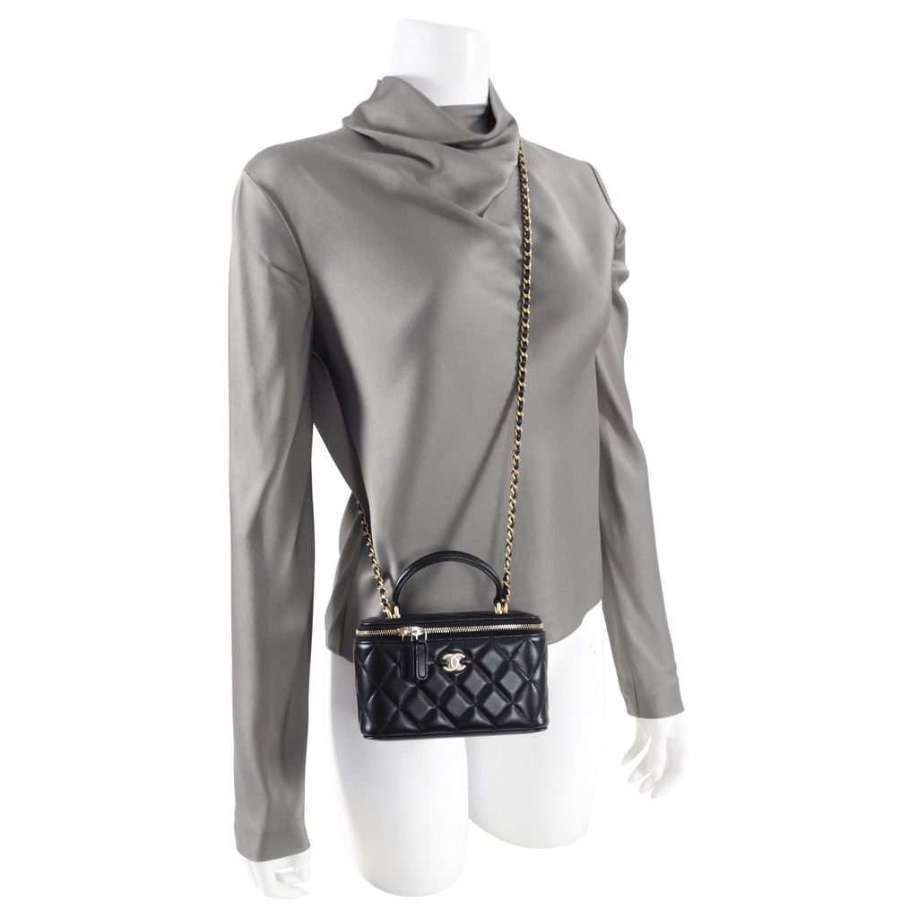 Chanel 21S Black Lambskin Classic Vanity Bag with Chain