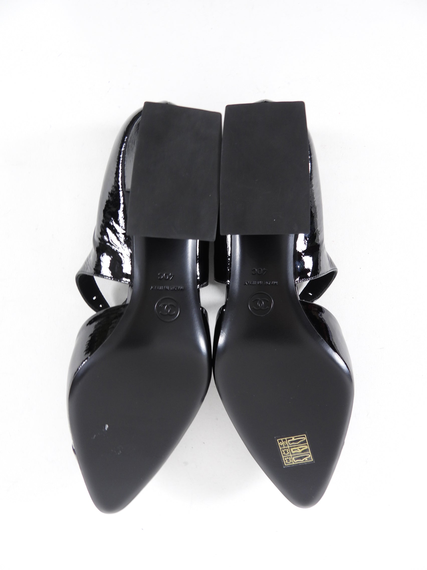 Chanel 2022 Black Patent D’Orsay Buckle Pumps with Curved Heel - 40C