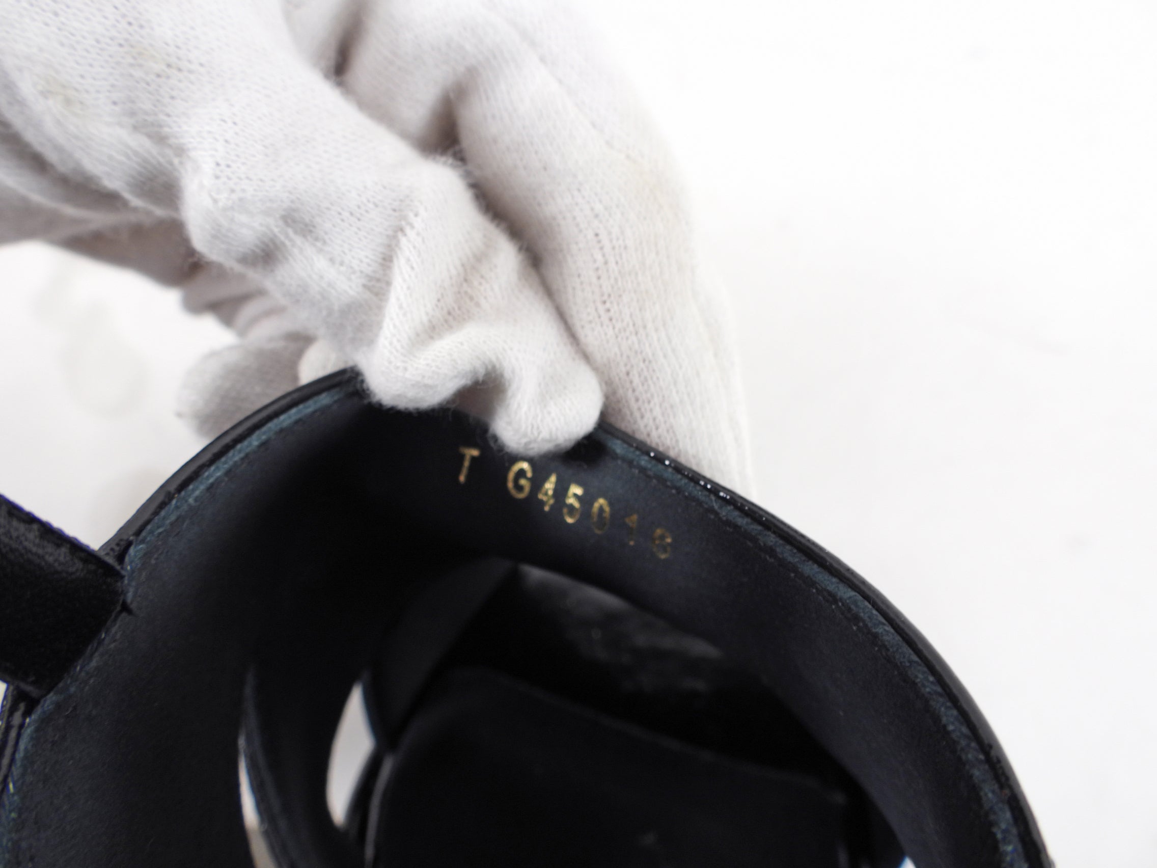 Chanel 23A Black Patent Platform Pumps - 37