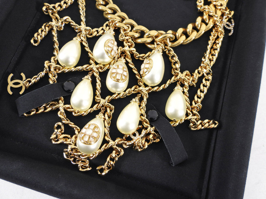 Chanel 20K Gold Chain and Teardrop Pearl Gripoix Bib Necklace