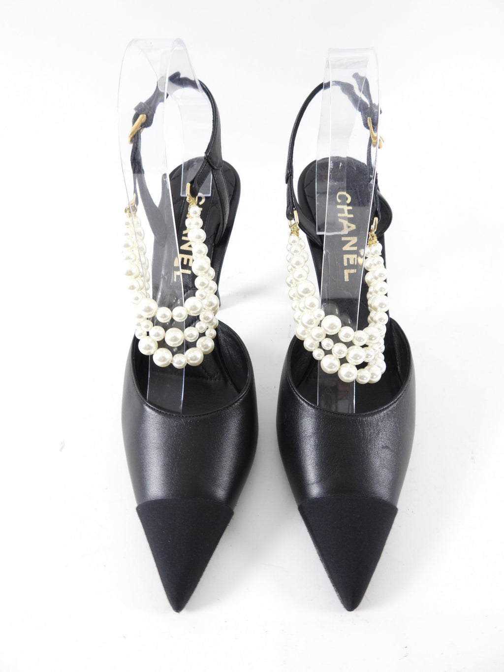 Chanel Black Leather and Fabric Cap Toe Pearl High Heels - 40C