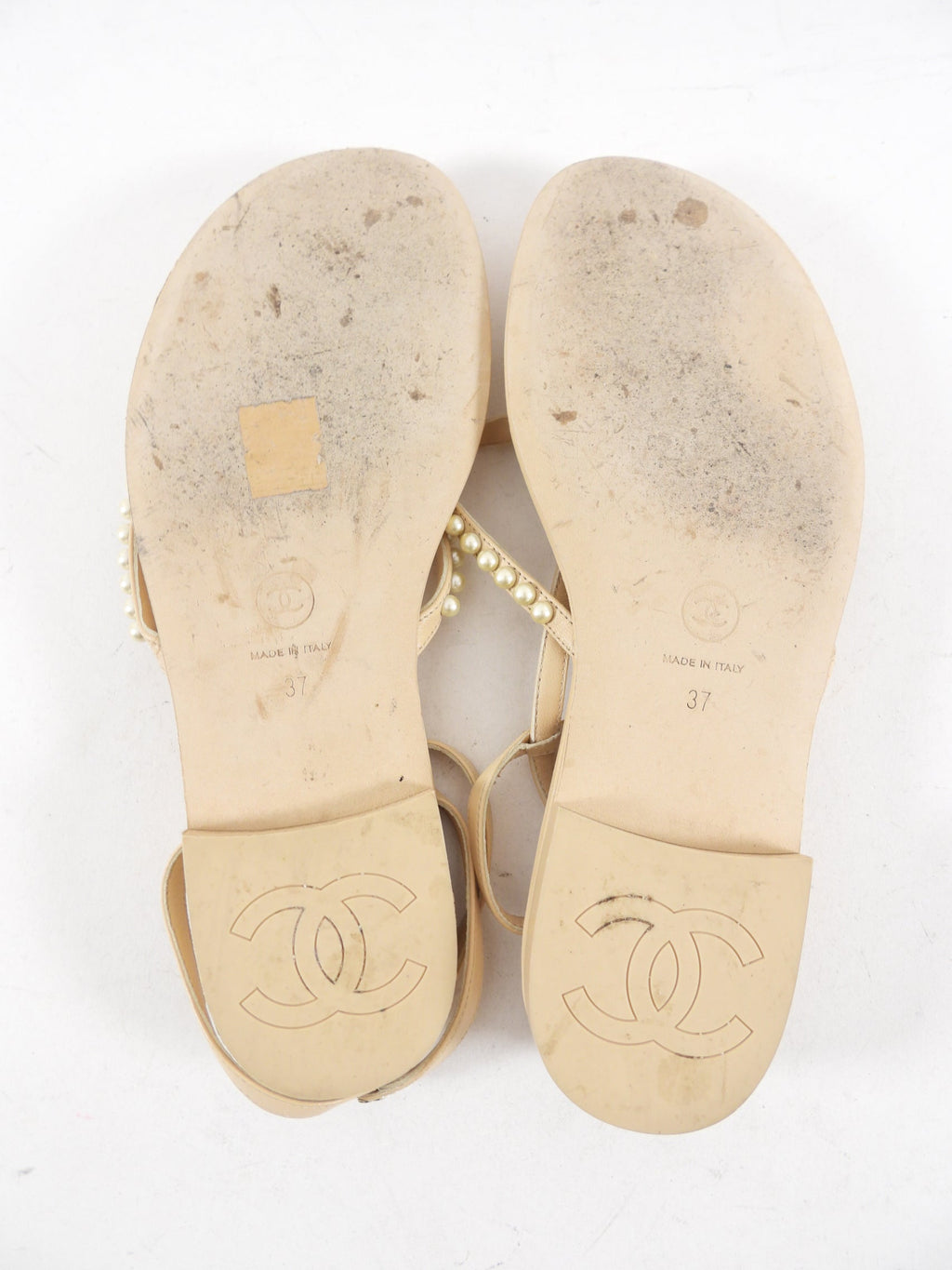 Chanel Beige Quilted Faux Pearl Thong Flat Sandals - 37 / 7