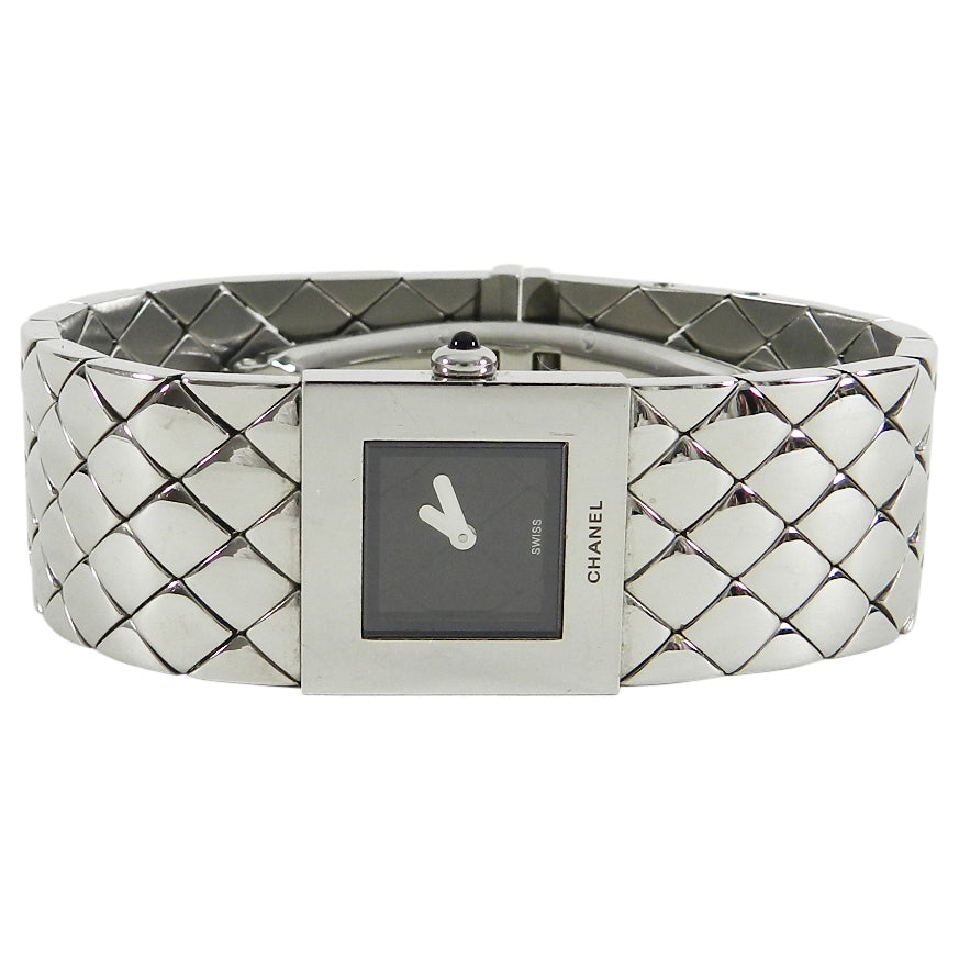 Chanel Vintage 1993 Silver Matelasse Quilt Acier Ladies Wrist Watch
