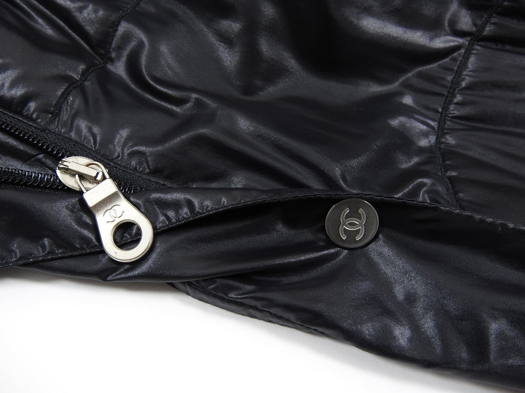Chanel Black Nylon Hooded Poncho Raincoat with CC Logo - S
