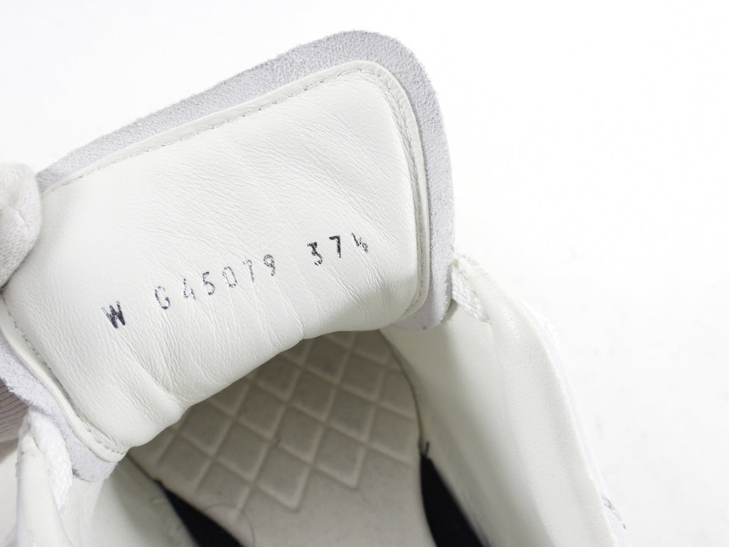 Chanel 23A White Leather Low Top CC Sneakers - 37.5 / 37