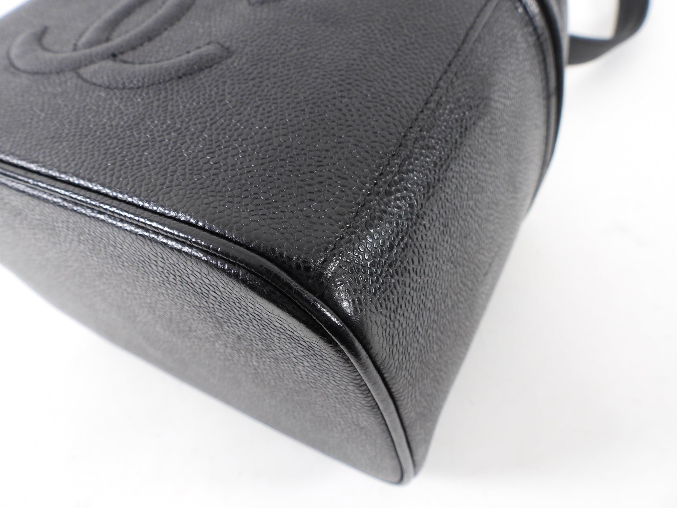 Chanel Vintage 1996 Black Caviar CC Vanity Shoulder Bag