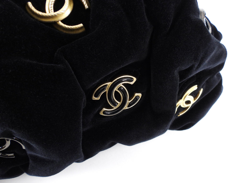 Chanel Black Velvet CC Shoulder Bag / Pouch