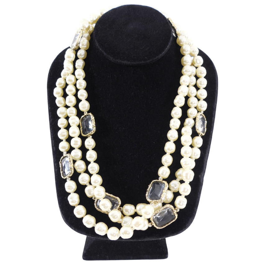 Chanel Vintage 1981 Baroque Pearl and Gripoix Chicklet Sautoir Necklace
