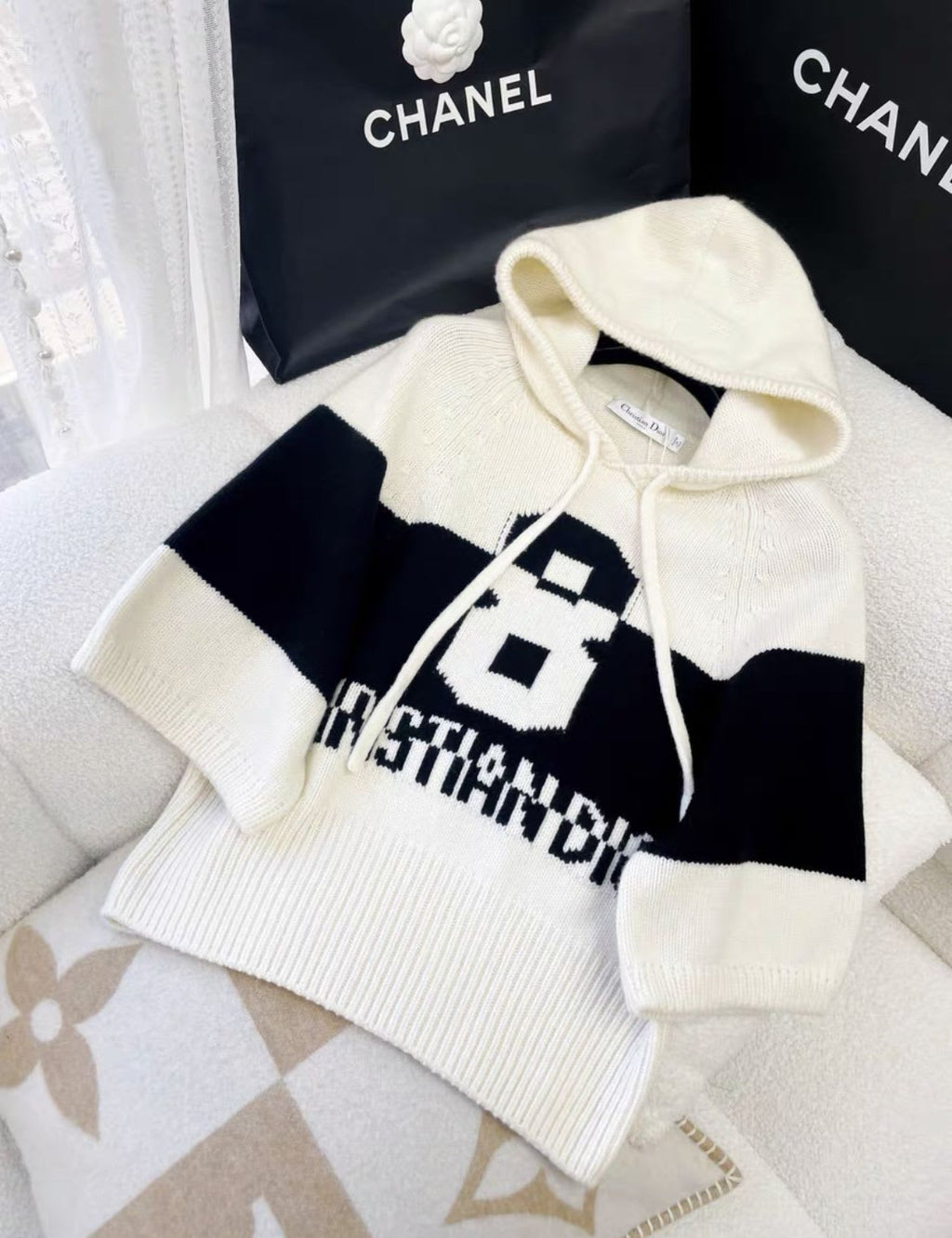 Christian Dior Soft White/Black 'Christian Dior 8' Hooded Sweater F40