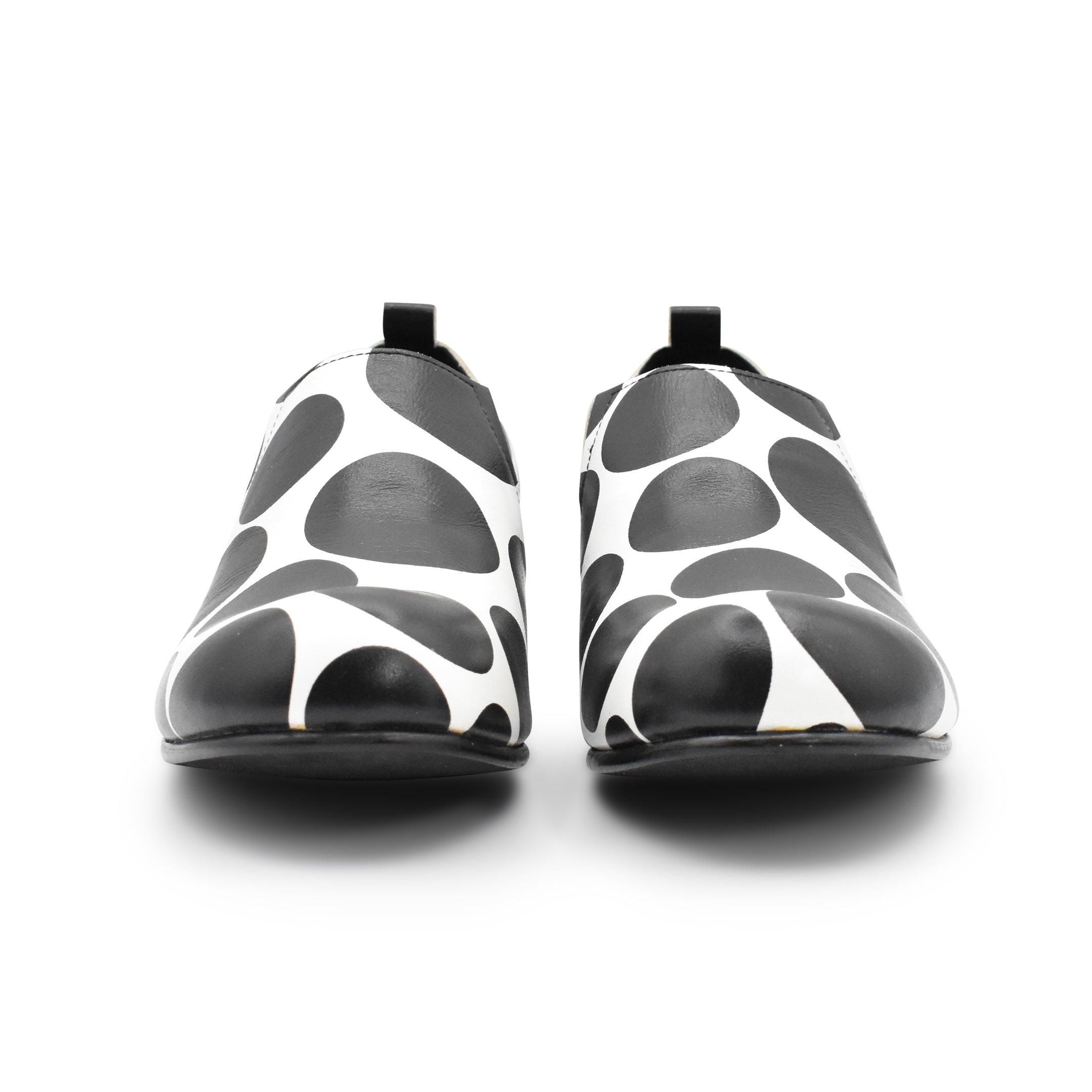 Comme Des Garcons Loafers - Men's 25