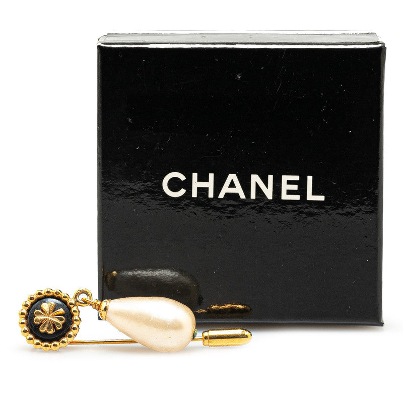 Chanel Gold Plated Clover Motif Faux Pearl Brooch 93P