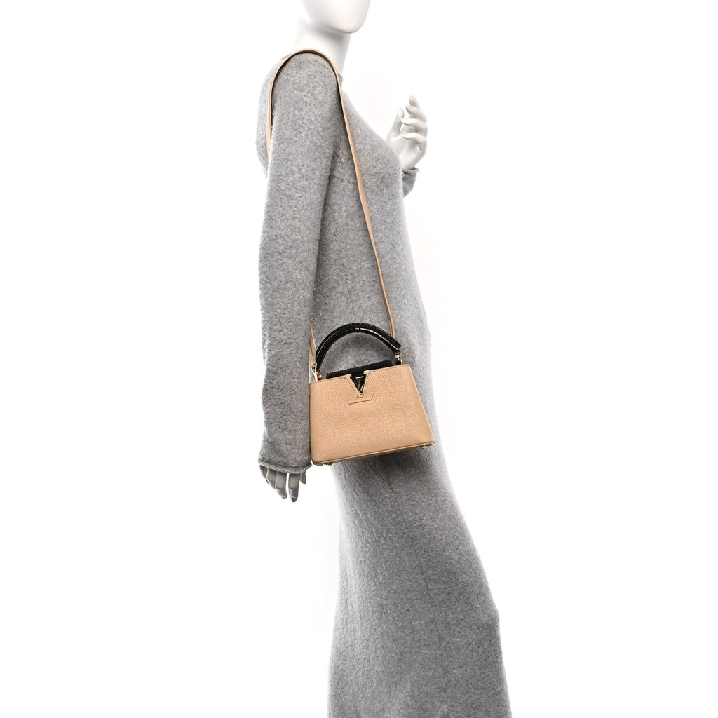 Taurillon Snakeskin Mini Capucines Beige Black