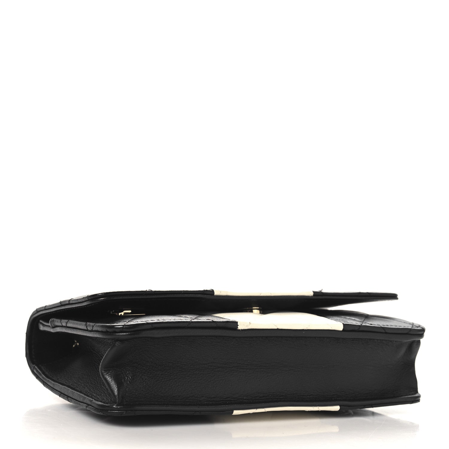 Lambskin Quilted Wallet On Chain WOC White Black