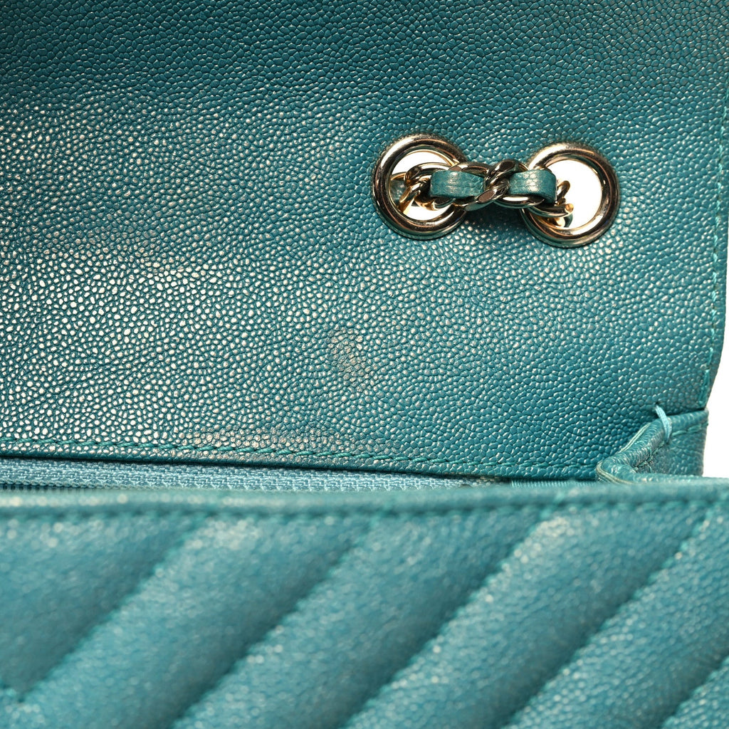 Caviar Chevron Quilted Small Statement Flap Turqouise