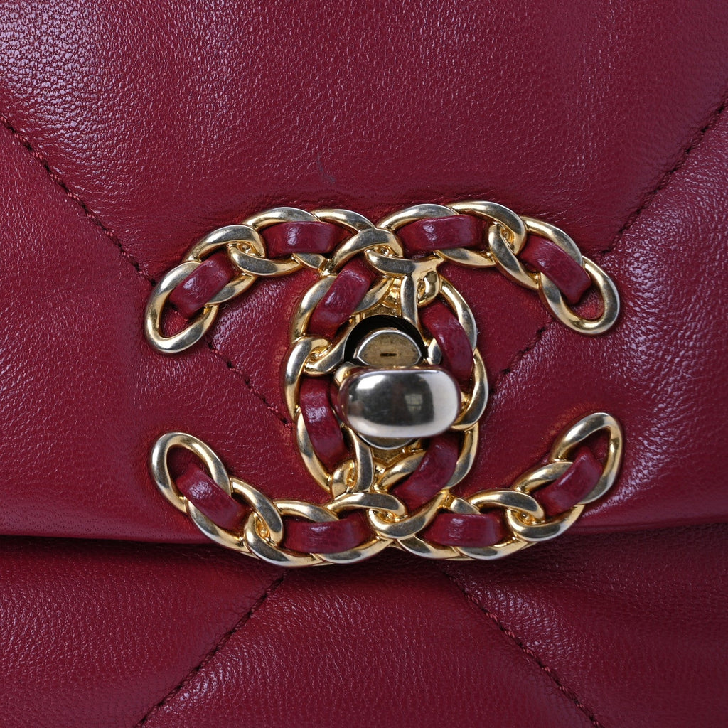 Goatskin Quilted Medium Chanel 19 Flap Red