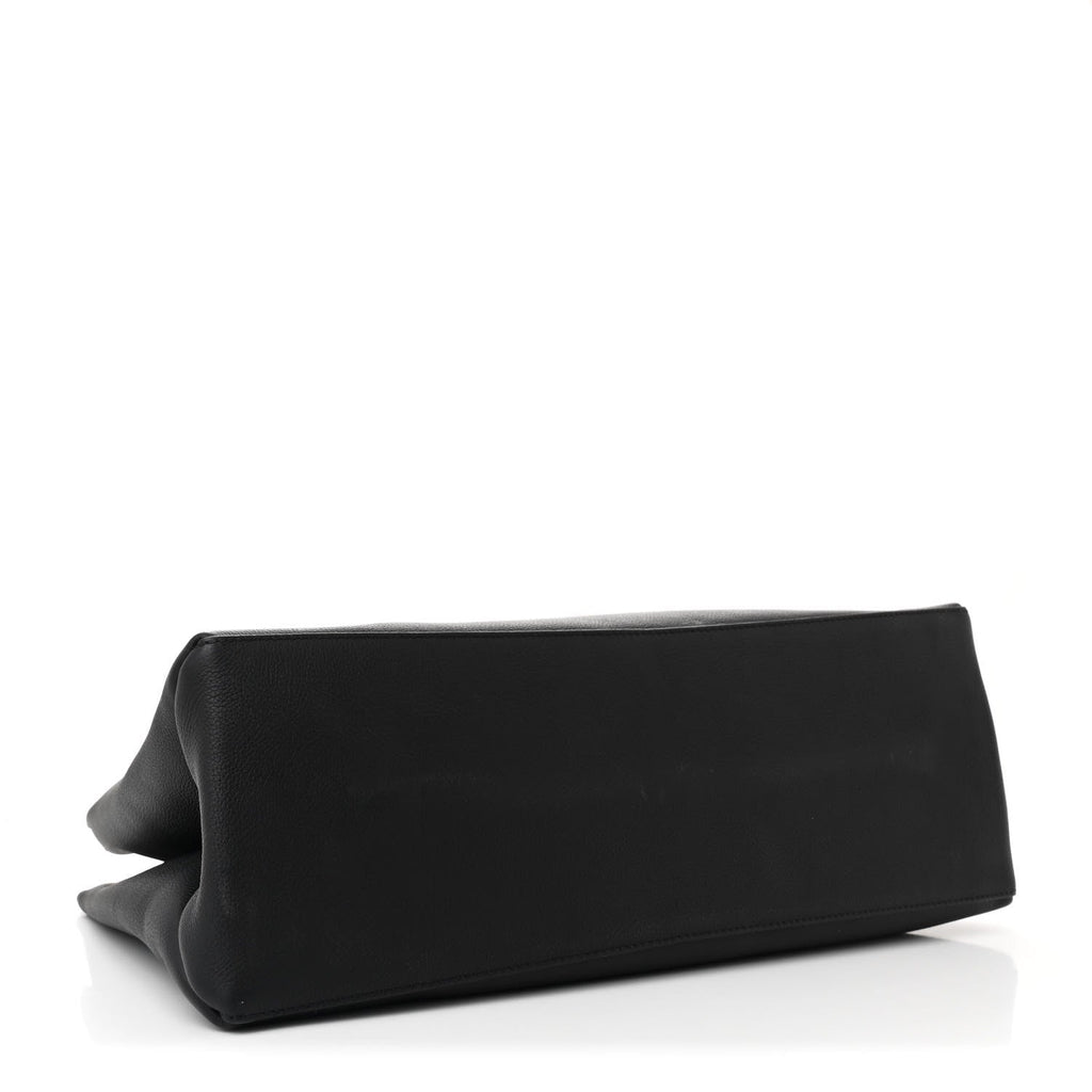 Grained Calfskin Lockme Shopper Black