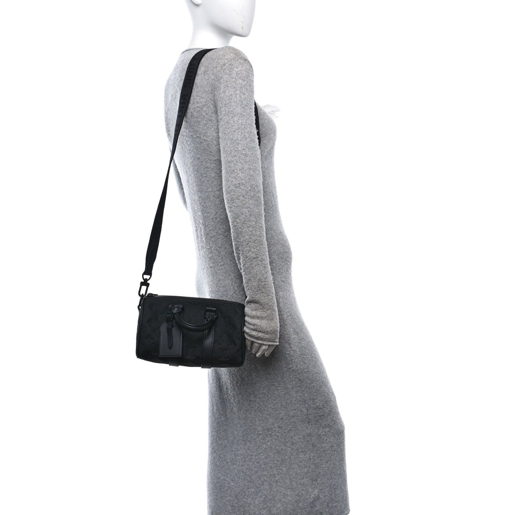 Monogram Taurillon Keepall Bandouliere 25 Black