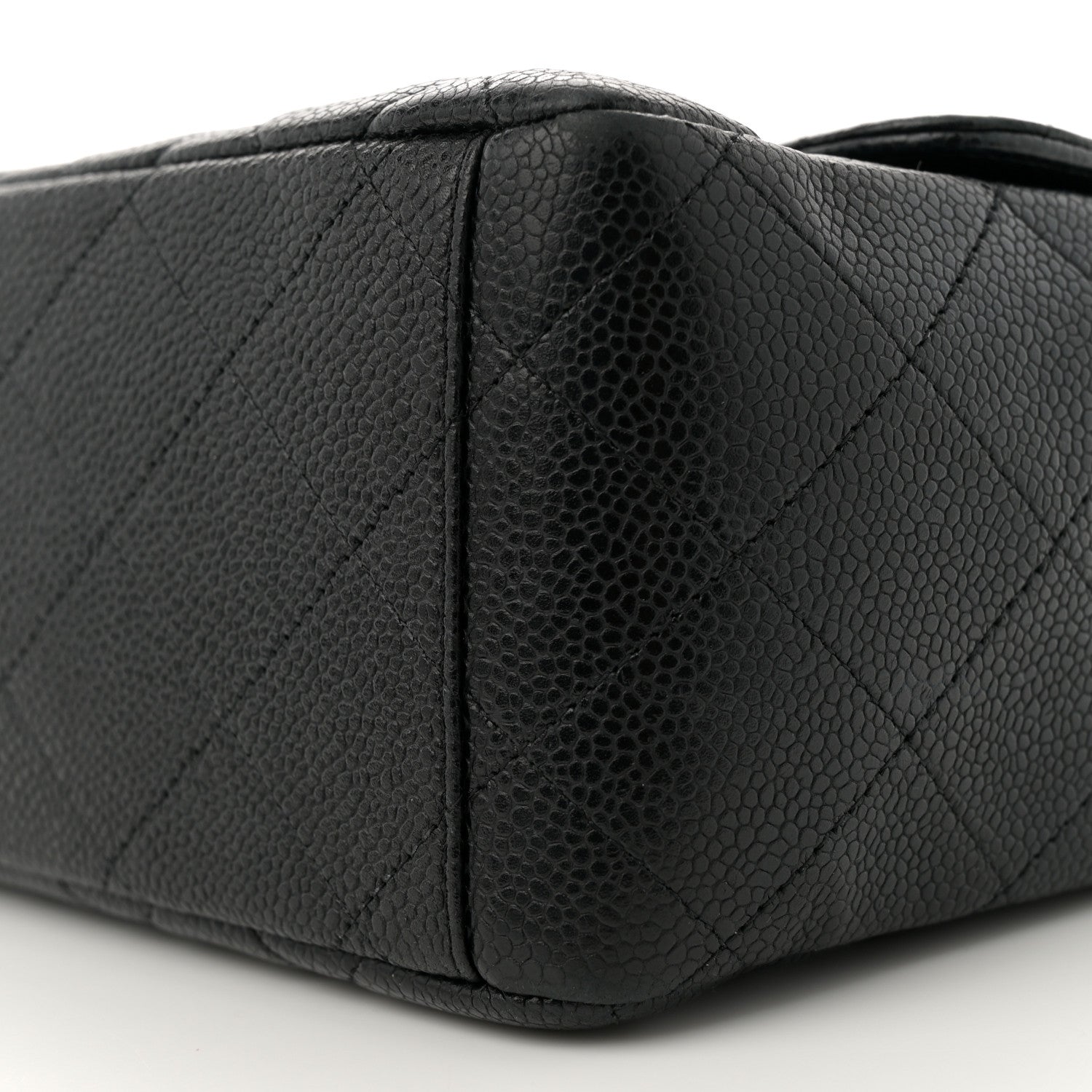 Caviar Quilted Maxi Single Flap Black