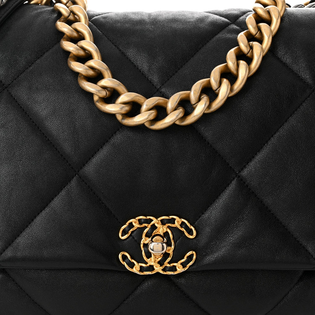 Lambskin Quilted Maxi Chanel 19 Flap Black