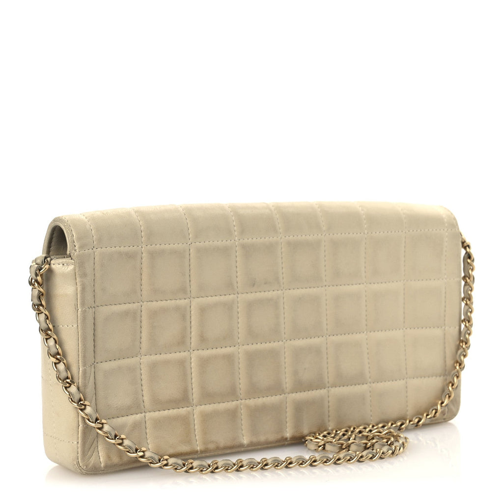 Lambskin East West Chocolate Bar Flap Ivory
