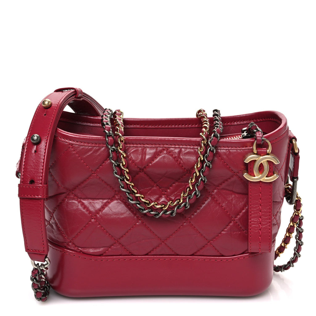 Aged Calfskin Quilted Small Gabrielle Hobo Red