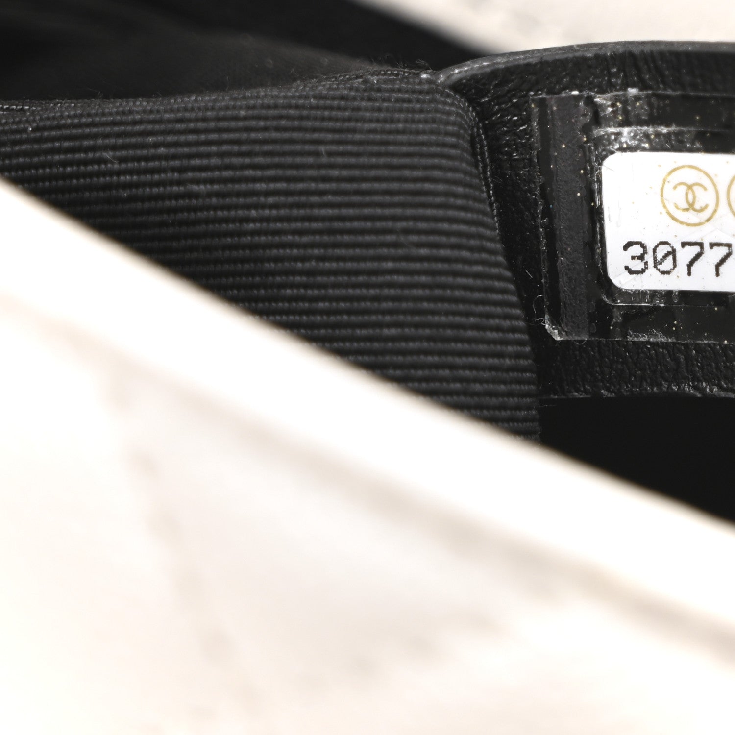 Caviar Quilted My Everything Small Flap White Black