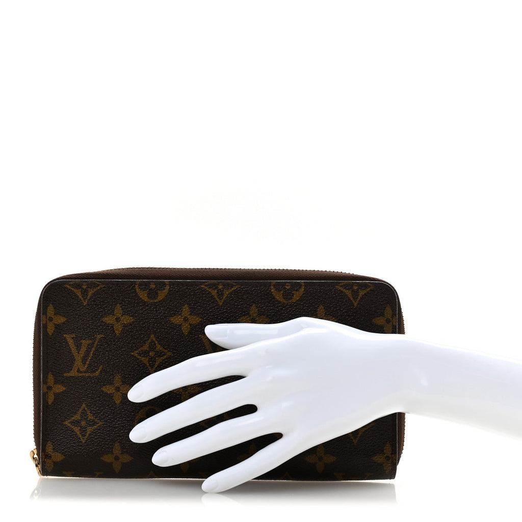 Monogram Zippy Organizer Wallet